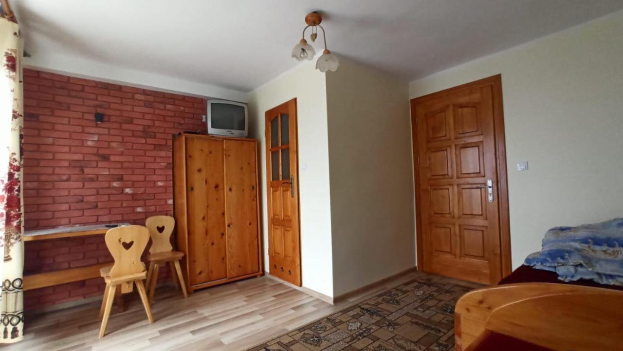Trzech Koron 16 Hotell Sromowce Wyzne Exteriör bild