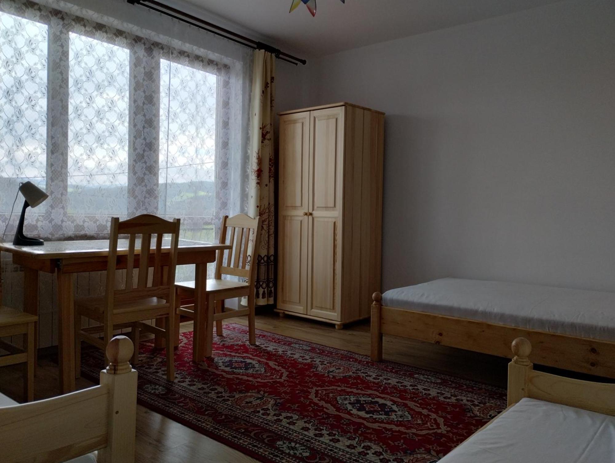 Trzech Koron 16 Hotell Sromowce Wyzne Exteriör bild