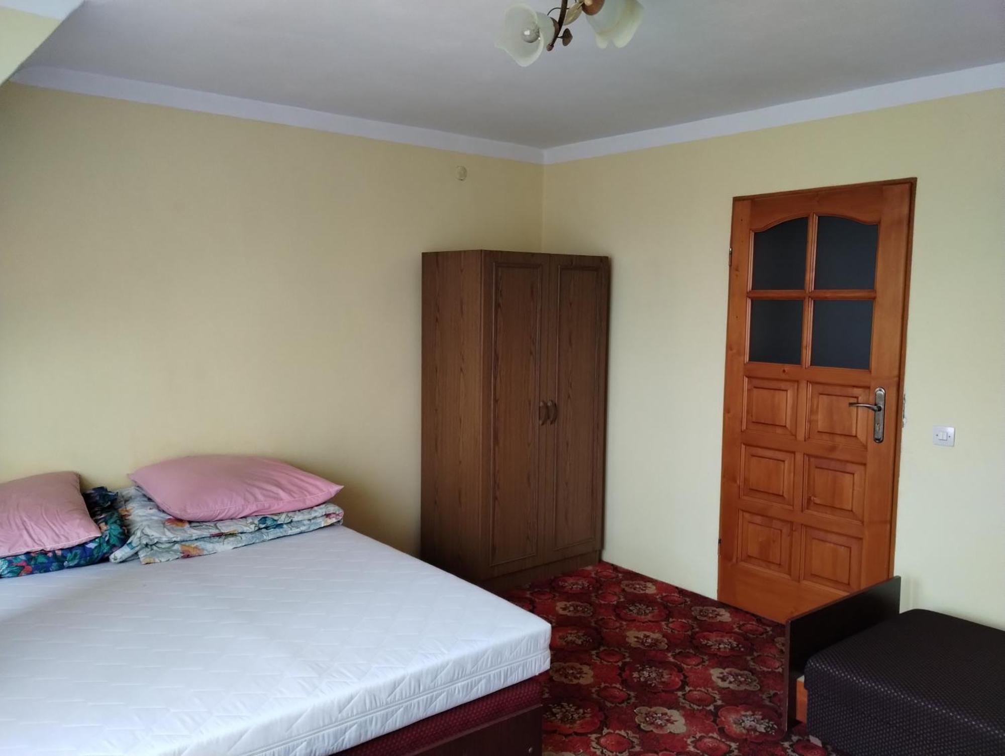 Trzech Koron 16 Hotell Sromowce Wyzne Exteriör bild